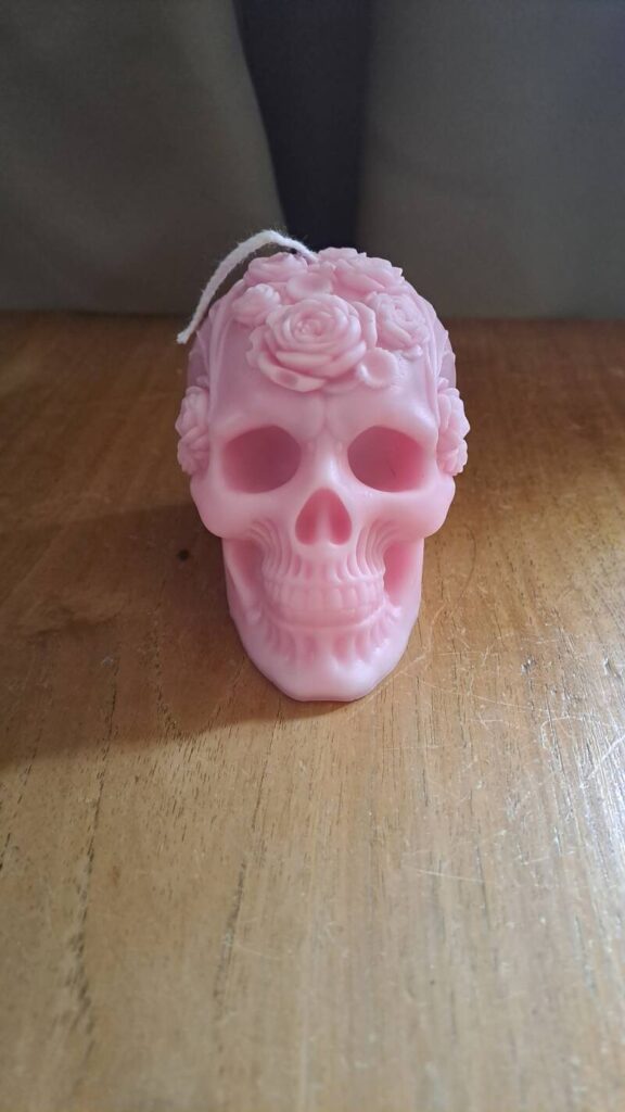 Skull doodshoofd kaars met bloemen - Afbeelding 4