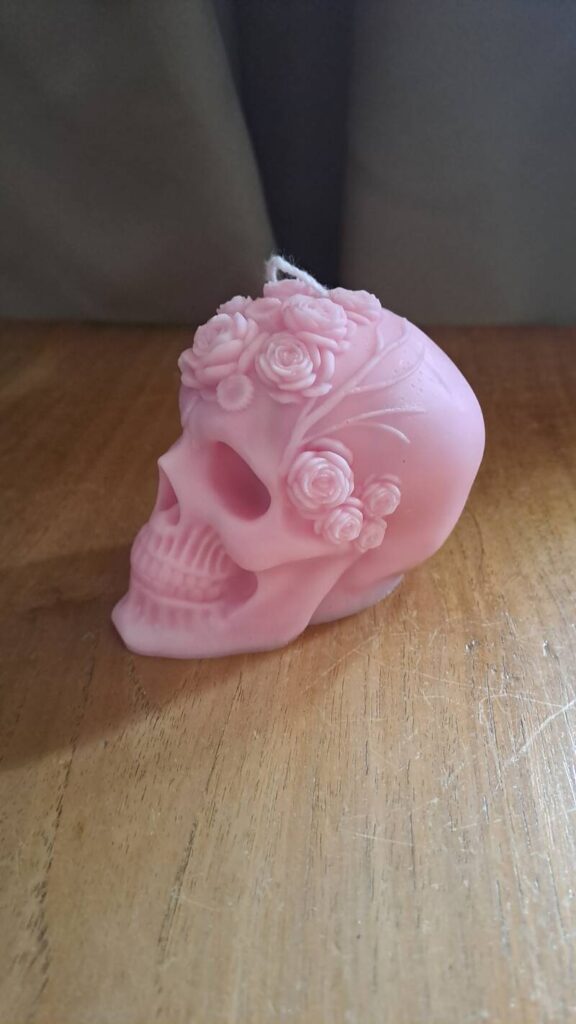 Skull doodshoofd kaars met bloemen - Afbeelding 6